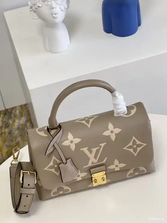 First bag ru VUITTON LOUIS MM MADELEINE 0514